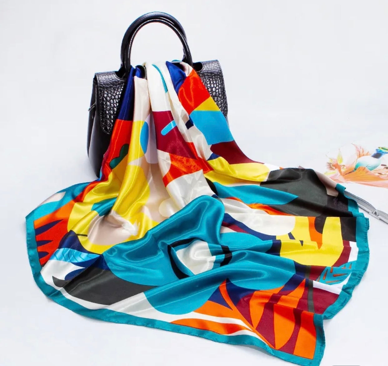 Vibrant Floral Graphic Satin Scarf - New Godis Hair